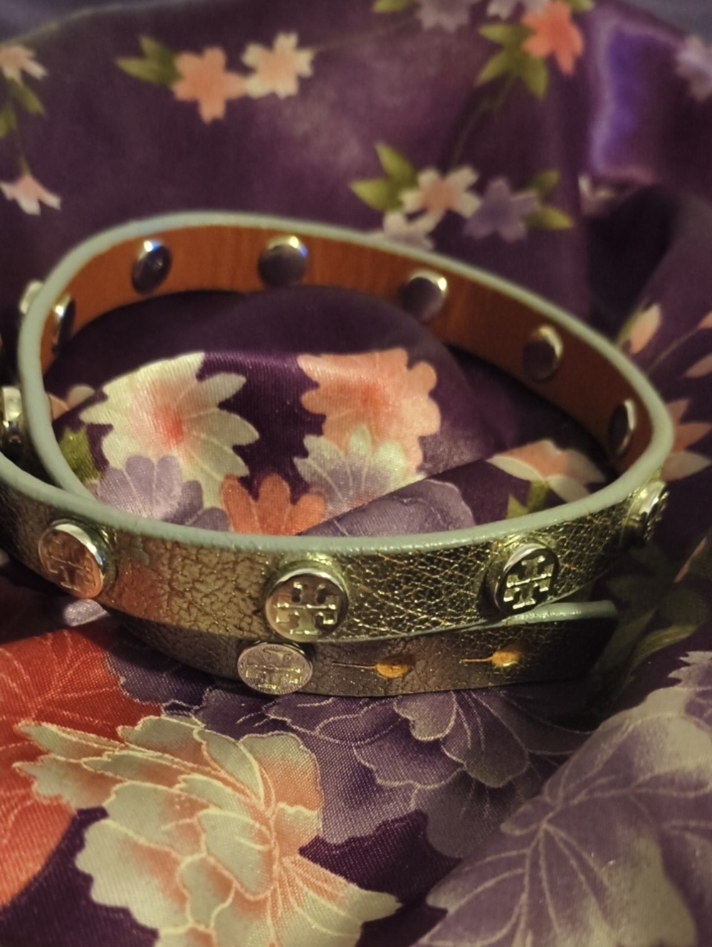 Tory Burch Silvertone Leather Wrap Bracelet NWOT - Picture 6 of 6